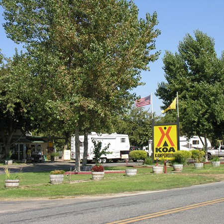 Visalia / Sequoia National Park KOA Journey